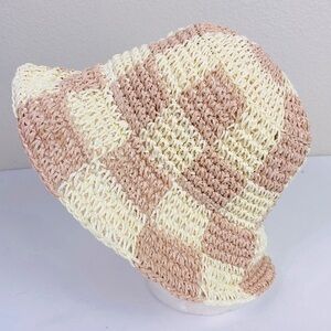 WYETH Cream/Blush Checkered Bucket Straw Beach Sun Hat OS